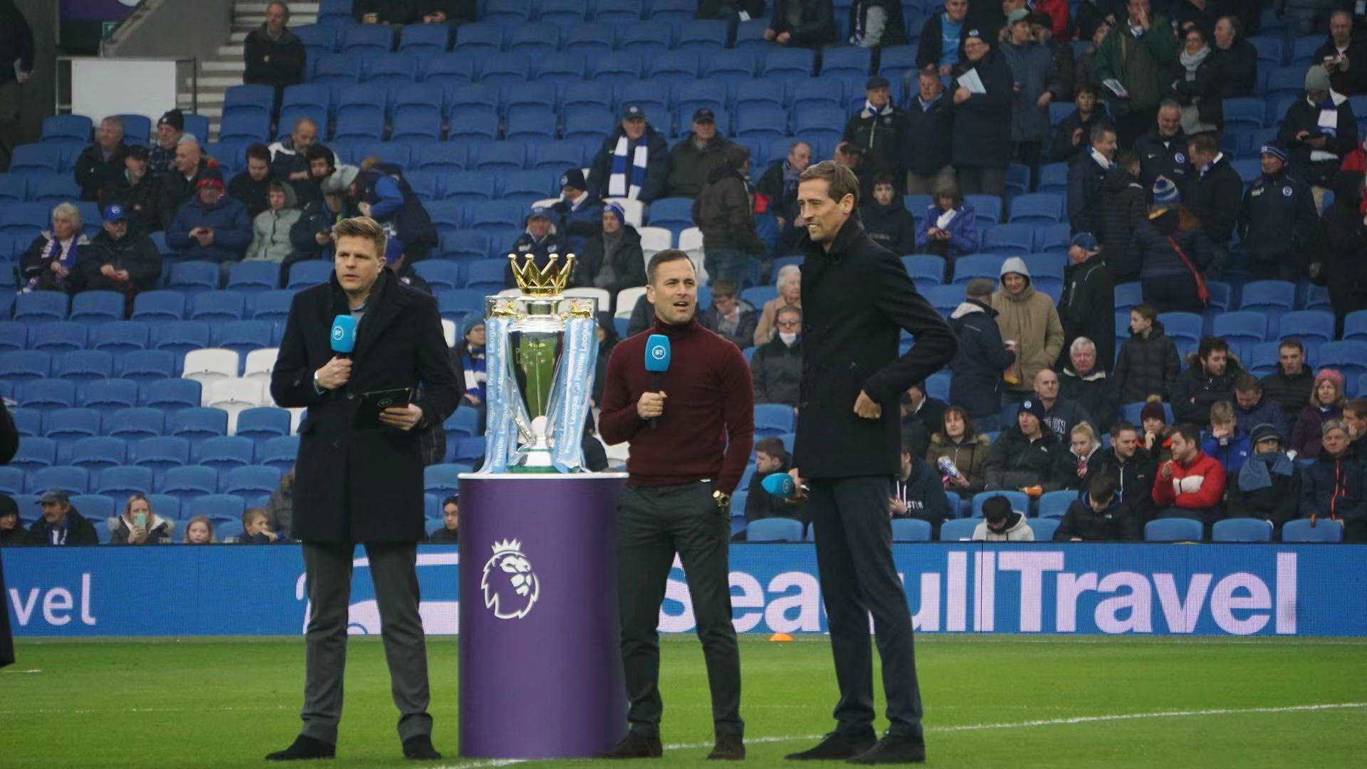 供更大的助 供更大的助